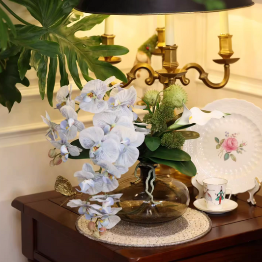 White Orchid Elegance – Creative Luxe Faux Floral Glass Vase Decor