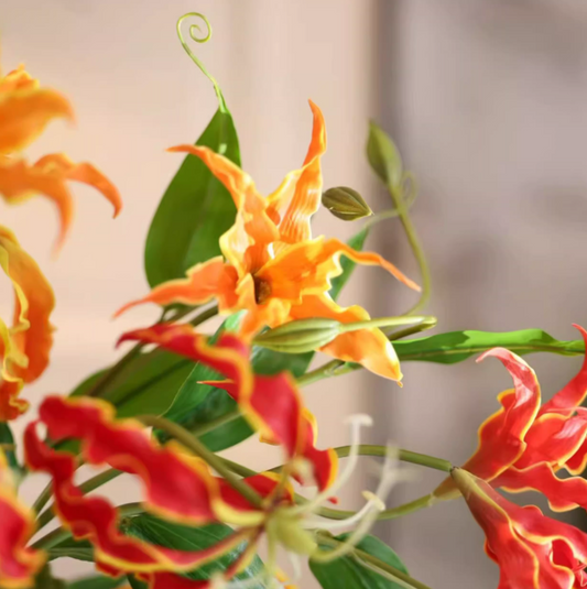 Flame Lily Grandeur – French Luxe Faux Floral for Dining & Living Spaces