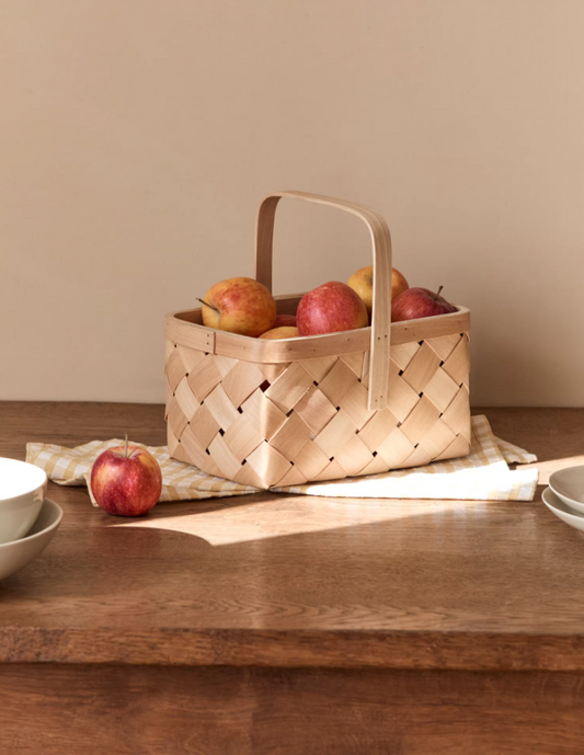 Kitchen Essentials Basket – Handwoven Garlic & Produce Storage